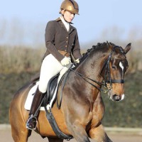 Isabell Werth mostantól kobakot visel minden lovaglásnál. (Forrás: horsetalk.co.nz)